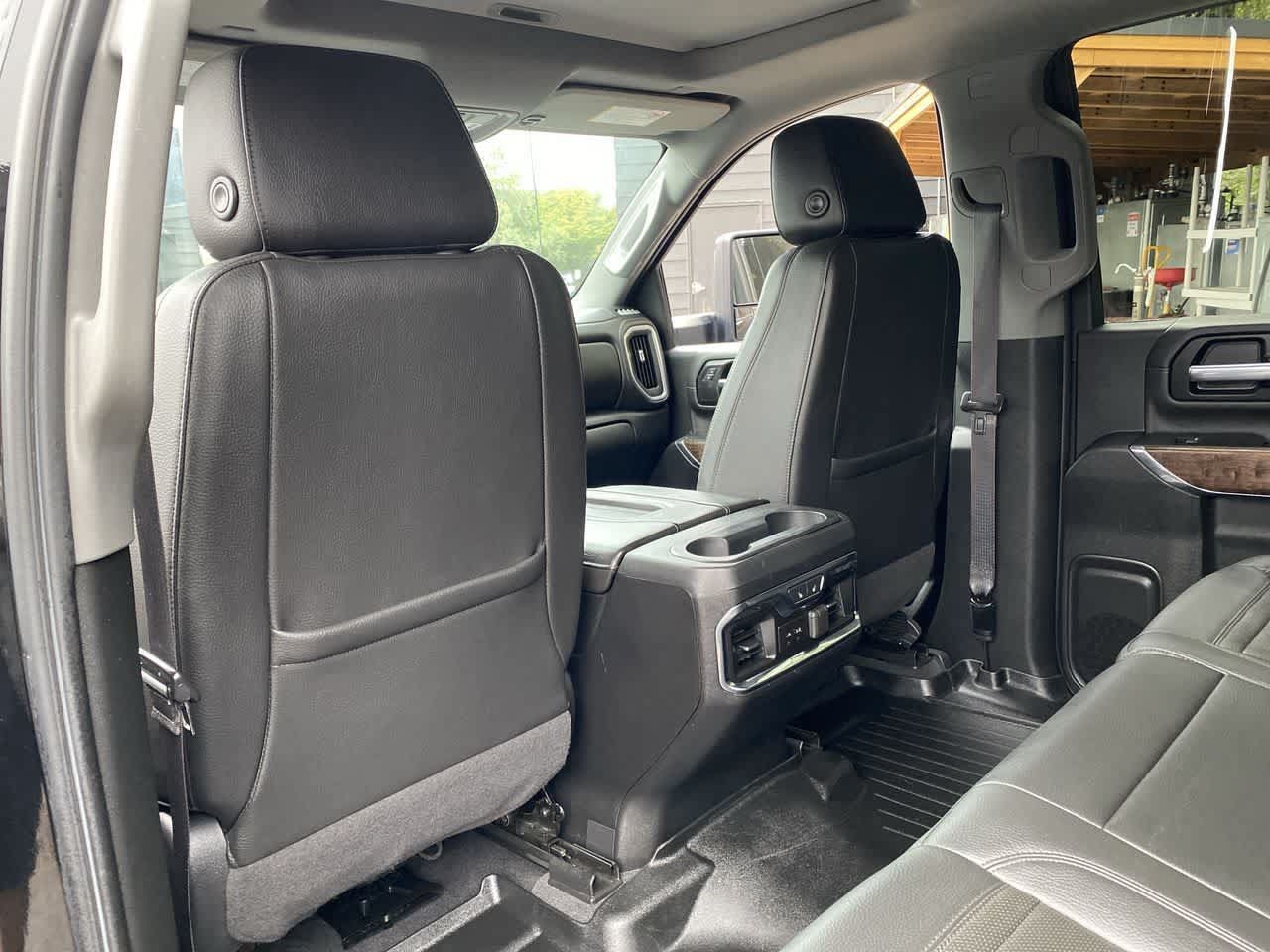 Used 2020 GMC Sierra 3500 Denali w/ Denali Ultimate Package AWD/4WD image 15