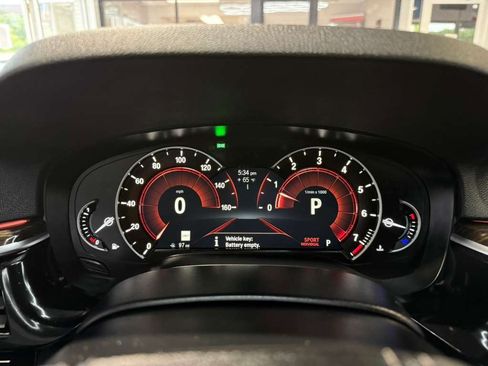 Used 2019 BMW 530i RWD image 15