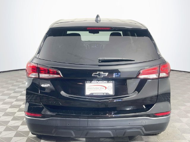 Used 2023 Chevrolet Equinox LS w/ LS Convenience Package FWD image 7
