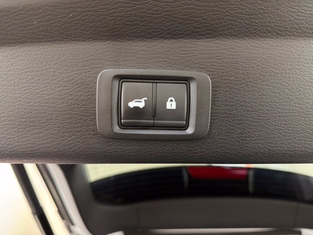 Used 2024 Mitsubishi Outlander SE AWD/4WD image 36