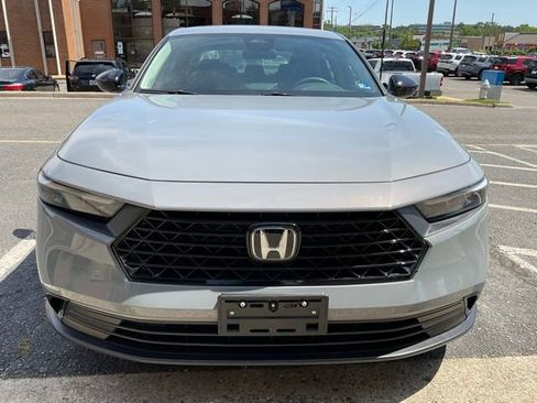 Used 2025 Honda Accord SE image 2