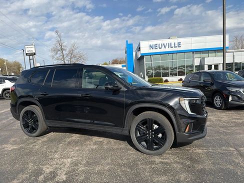 Certified 2025 GMC Acadia Elevation w/ Elevation Premium Package AWD/4WD image 1