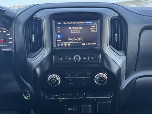 Used 2022 Chevrolet Silverado 1500 Custom image 25