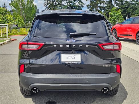 Used 2025 Ford Escape ST-Line Select w/ Tech Pack #1 AWD/4WD image 4
