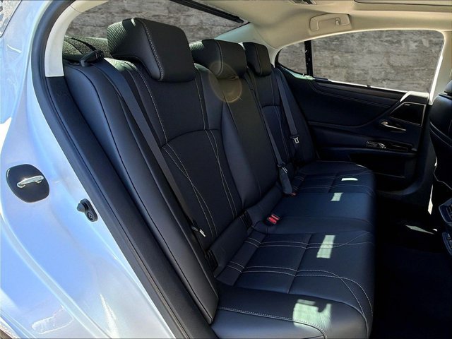 Certified 2025 Lexus ES 350 Ultra Luxury w/ Accessory Package (Z1) FWD image 26