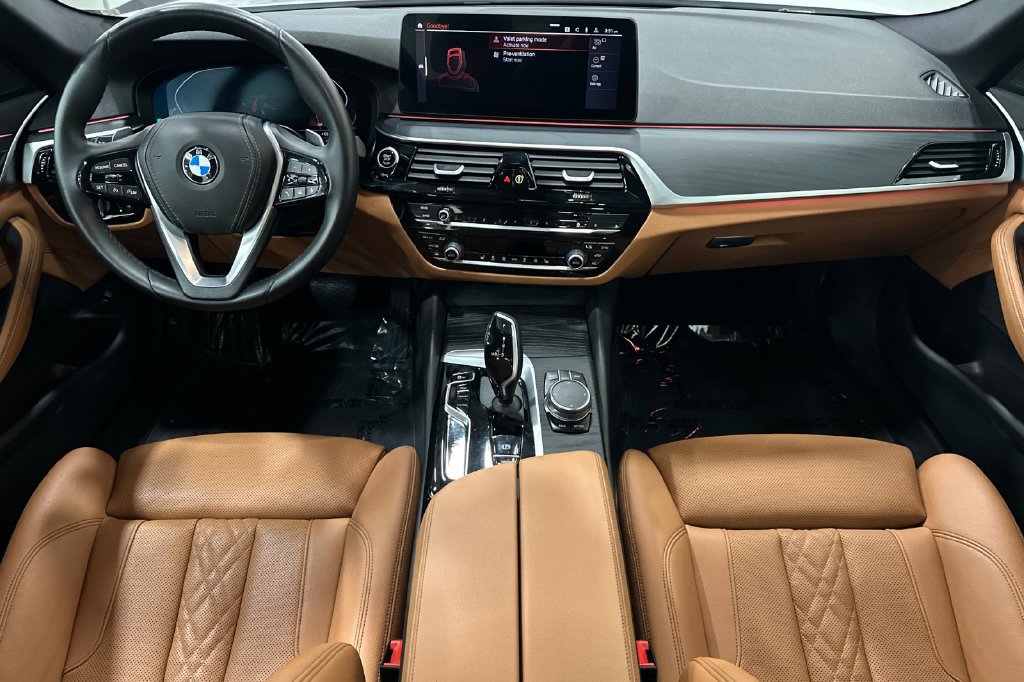Used 2023 BMW 530i w/ Convenience Package RWD image 15