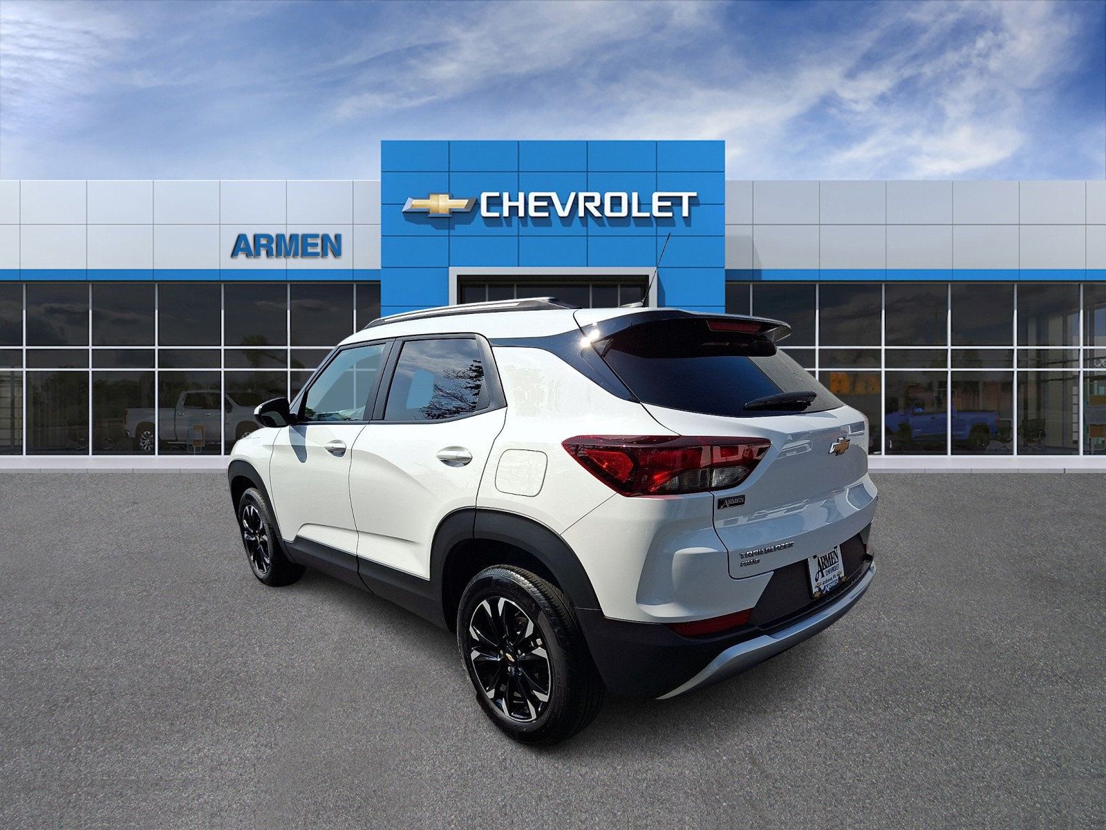 Certified 2023 Chevrolet TrailBlazer LT w/ Convenience Package AWD/4WD image 7