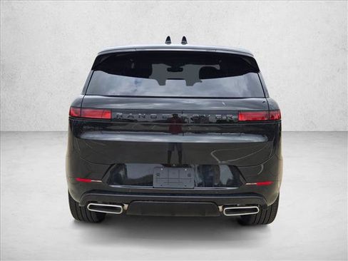 New 2026 Land Rover Range Rover Sport Dynamic SE AWD/4WD image 8