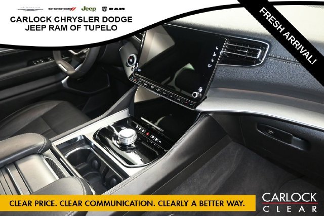 Used 2023 Jeep Wagoneer Series II AWD/4WD image 41