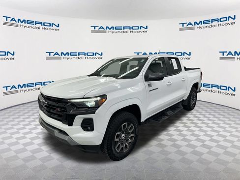 Used 2025 Chevrolet Colorado Z71 AWD/4WD image 1