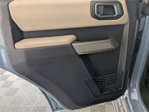 Used 2023 Ford Bronco Wildtrak image 29