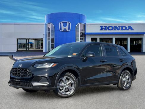 New 2026 Honda HR-V LX image 2