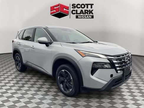 Used 2024 Nissan Rogue SV AWD/4WD image 1