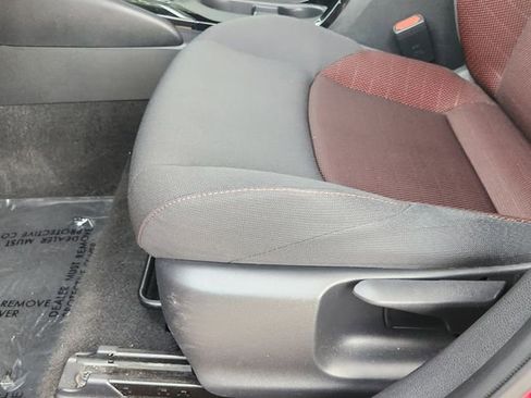 Used 2024 Toyota Corolla SE FWD image 18