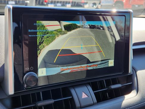 Certified 2025 Toyota RAV4 XLE image 22