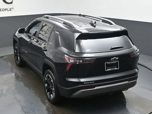 New 2026 Chevrolet Equinox LT w/ Convenience Package II image 19