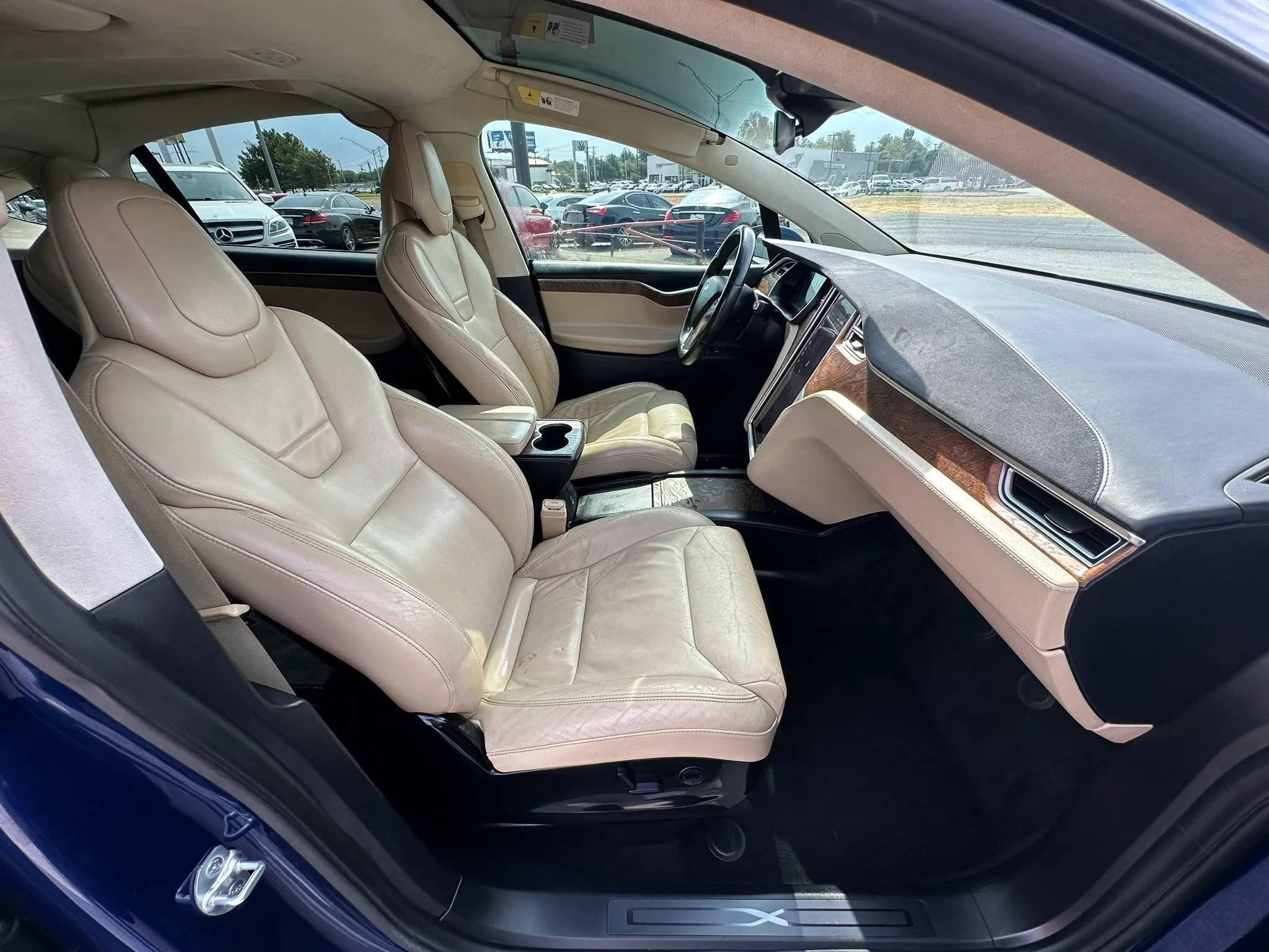 Used 2017 Tesla Model X 75D AWD/4WD image 21