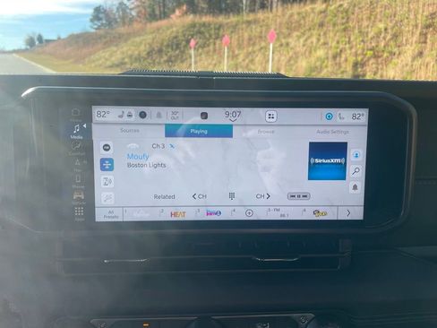 New 2026 Jeep Wrangler Unlimited Rubicon image 16