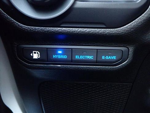 Used 2023 Jeep Wrangler Unlimited w/ Cold Weather Group image 22