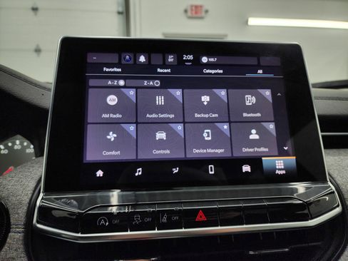 Used 2024 Jeep Compass Latitude image 49