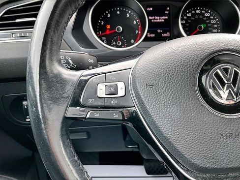Used 2019 Volkswagen Tiguan SE image 10