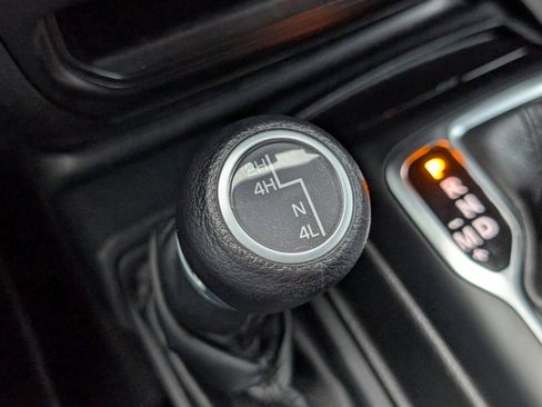 Certified 2022 Jeep Wrangler Unlimited Sport image 18