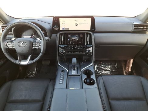 Used 2026 Lexus LX 700h Luxury w/ Accessory Package (Z1) AWD/4WD image 9