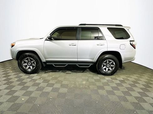 Used 2020 Toyota 4Runner TRD Off-Road image 5