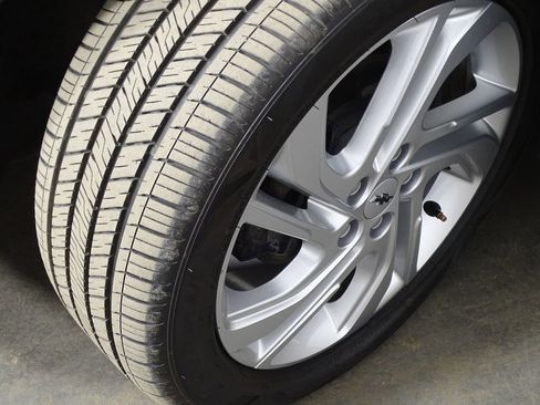 Used 2023 Chevrolet Bolt LT w/ Driver Confidence Package image 40