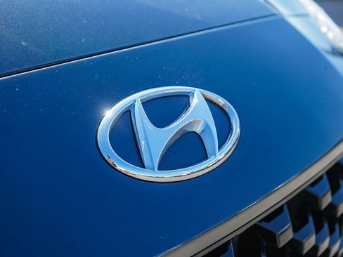 Used 2022 Hyundai Kona SEL w/ Convenience Package image 12