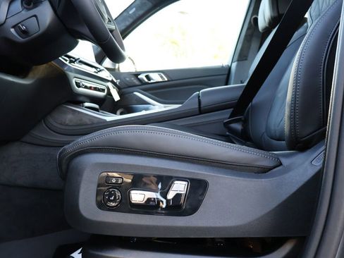 New 2026 BMW X7 xDrive40i w/ Executive Package image 44