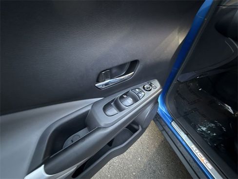 Used 2022 Nissan Kicks SR w/ Premium Package image 13