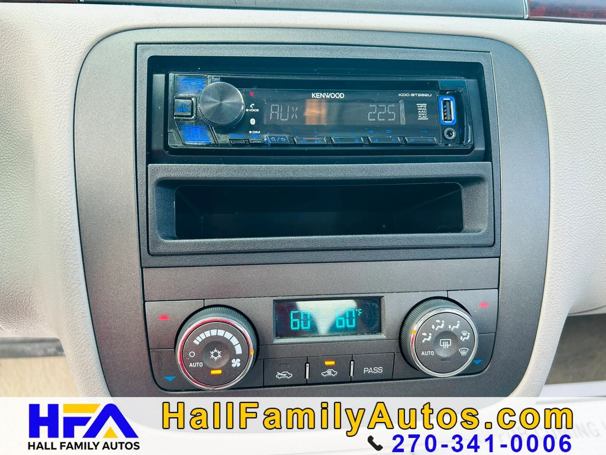 Used 2008 Buick Lucerne CXL FWD image 24