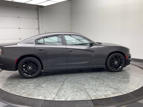 Used 2017 Dodge Charger SXT AWD/4WD image 34