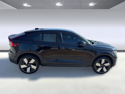Certified 2023 Volvo C40 P8 Recharge Ultimate image 8