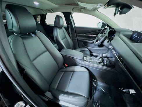 Used 2025 MAZDA CX-30 AWD 2.5 S w/ Preferred Package image 22