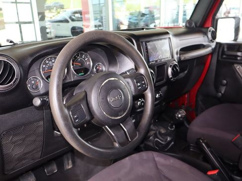 Used 2013 Jeep Wrangler Sport AWD/4WD image 15