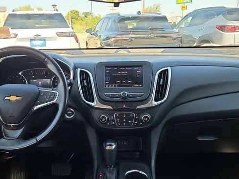 Used 2021 Chevrolet Equinox LT AWD/4WD image 14