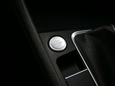 Used 2022 Volkswagen Jetta SE FWD image 21