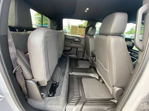 Used 2025 GMC Sierra 1500 AT4 w/ AT4 Premium Package AWD/4WD image 28