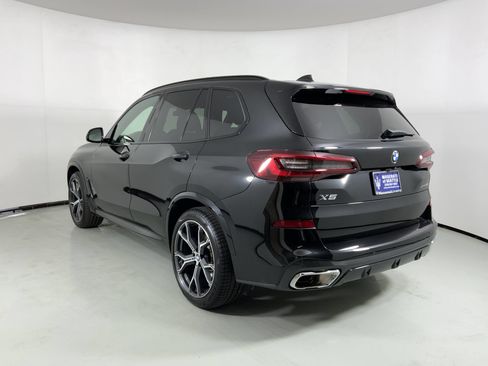 Used 2023 BMW X5 xDrive40i w/ M Sport Package image 11