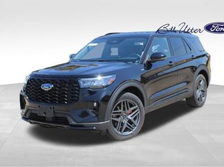 Used 2025 Ford Explorer ST-Line w/ ST-Line Street Pack AWD/4WD video 1