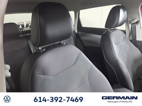 Used 2022 Volkswagen Taos SE w/ Driver Assistance Package AWD/4WD image 15