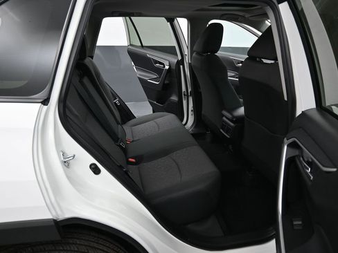 Certified 2024 Toyota RAV4 XLE w/ Convenience Package image 32