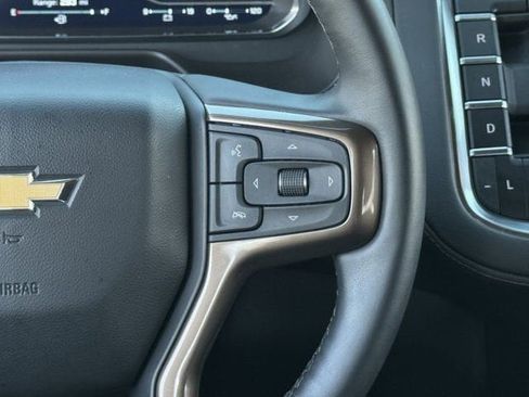 Used 2024 Chevrolet Suburban High Country w/ Premium Package image 17