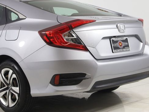 Used 2018 Honda Civic LX image 28