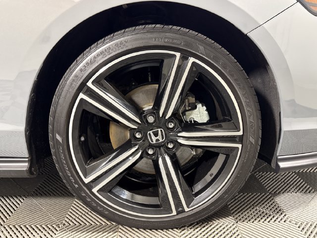 Used 2025 Honda Accord Sport image 11