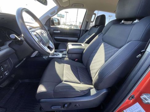 Used 2018 Toyota Tundra SR5 w/ SR5 Upgrade Package image 13
