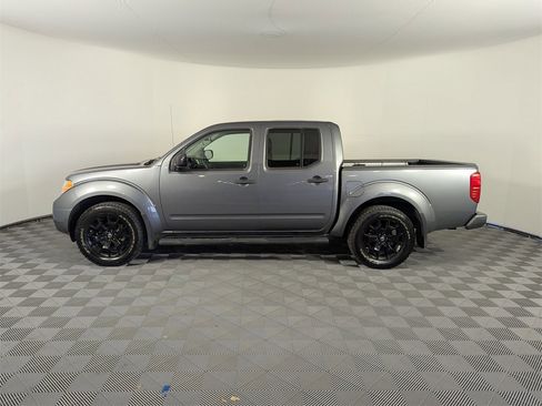 Used 2019 Nissan Frontier SV w/ Value Truck Package image 4