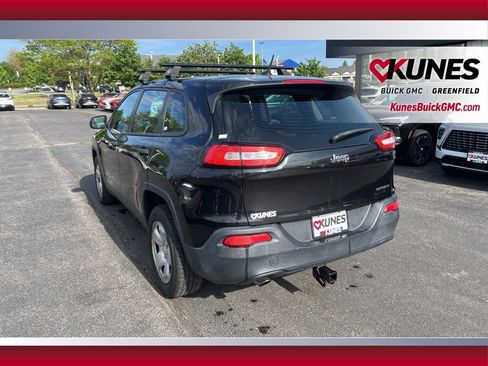 Used 2014 Jeep Cherokee Sport FWD image 7